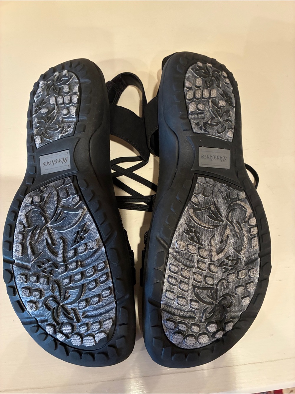 Sketchers sandals - Picture 3 of 3